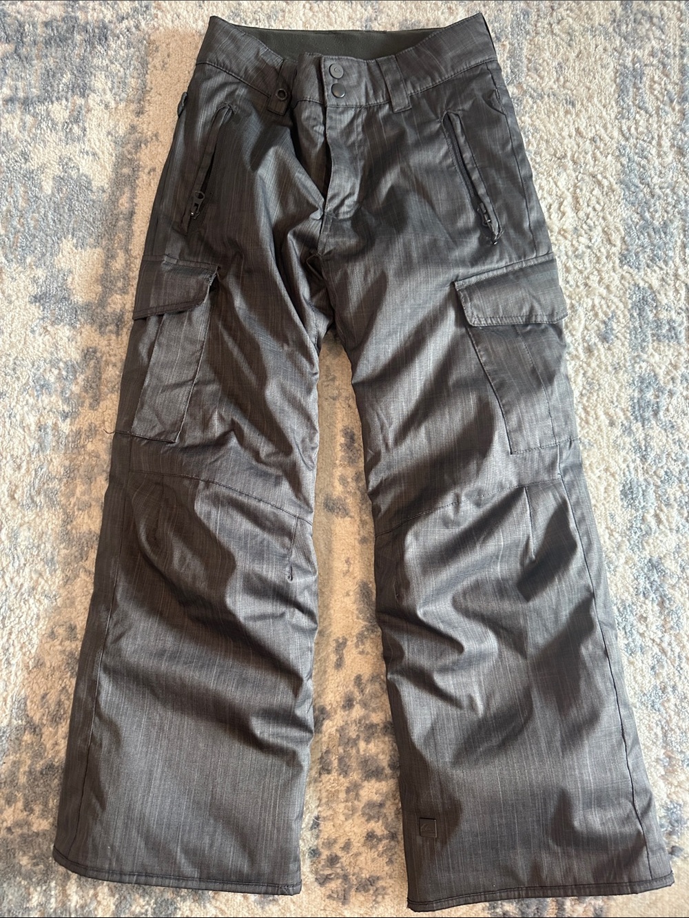 Boys Quicksilver dry flightGray Cargo Snow Pants –Outdoor Performance S/10